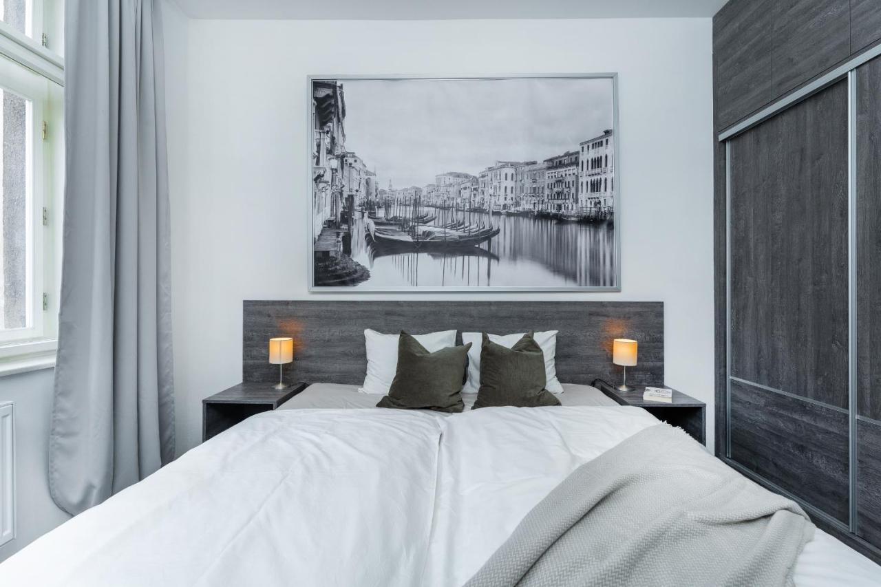 Wenceslas Square Apartment, Praga
